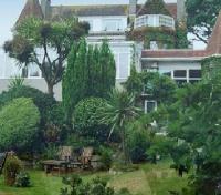 Green Lawns Hotel